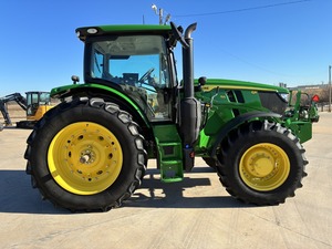 Tractor Agrícola John Deere 6R 155 de Alto Rendimiento, 110 HP, 155 HP, con Transmisión por Engranajes, Entrega Rápida, Potente - Product Image 5