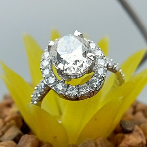 D'VINS JEWELS Trendy Classic OVAL Shaped VVS Lab Grown Diamond Engagement Ring 925 Sterling Silver Stylish for Party Gift - Product Image 6