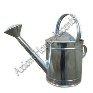 Regadera plateada rústica para el cuidado de plantas de interior, artesanía moderna hecha a mano por Axiom Home Accents hecha de metal - Product Image 1