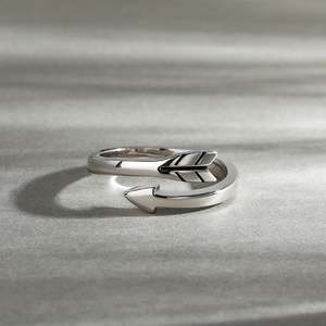 Anillo de Moda para Hombre Jeulia Cupid's Arrow, Chapado en Oro Rosa sobre Plata de Ley - Product Image 5