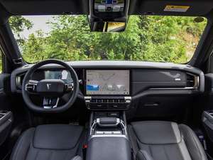 Vehículo Eléctrico Híbrido SUV G318 2024, Azul Oscuro, G318 Todoterreno, Tracción en las Cuatro Ruedas, Vehículo de Nueva Energía - Product Image 3