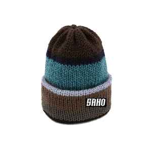 Proveedor con sede en Pakistán de gorros gaélicos que brindan servicios OEM y producción rápida - Product Image 1