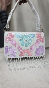 กระเป๋าคลัทช์งานเลี้ยงสุดหรูสำหรับสุภาพสตรี รุ่นขายดี พรีเมียม ดีไซน์ทันสมัย สำหรับออกงานกลางคืน สำหรับส่งออก - Product Image 2