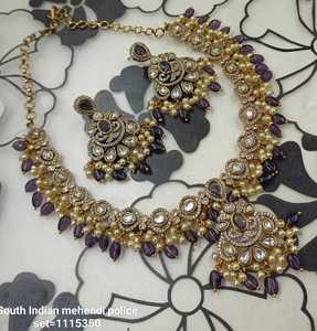 ENSEMBLE DE BIJOUX INDIENS TRADITIONNELS ET À LA MODE EN CUIVRE ENSEMBLE DE BIJOUX DE MARIAGE POUR FEMMES BOUCLES D'OREILLES ET COLLIER - Product Image 3