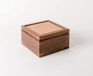 Boîte en bois poli écologique personnalisée pour la décoration de la maison et l'affichage sur table, fabriquée à la main en Inde par CRAFTS HUB - Product Image 4