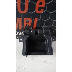Boîtier de batterie Aprilia Tuono 660cc Factory (22>24) 2B006672 Essence 660 - Product Image 3