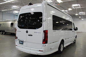 Camping-car de luxe classe GL <span class=keywords><strong>Airstream</strong></span> Interstate 24 2023 - Product Image 4