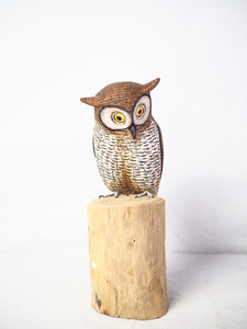 Figura de Búho con Cuernos de Madera Artesanal, Adorno de Madera Pintado para Decoración de Exteriores, Manualidad de Aves, Adorno de Jardín - Product Image 2