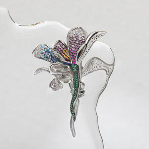 Broche de mode Jeulia Invisible Flower en argent sterling avec pierres multicolores - Product Image 4