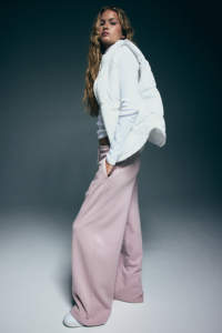 Joggers de entrenamiento rosa claro personalizados para mujer, a la moda, con estilo, peso pesado, dobladillo elástico de invierno, diseño frontal plano - Product Image 5