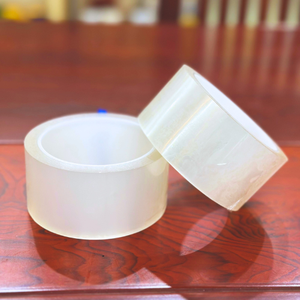 Una cinta adhesiva versátil valorada por su fuerza de adhesión y rentabilidad en una amplia gama de aplicaciones de embalaje - Product Image 2