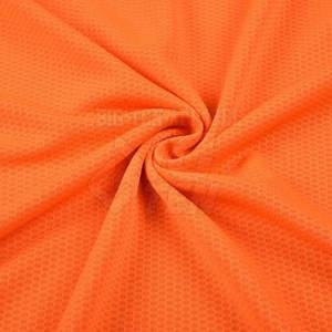 Conjunto de Uniforme de Fútbol con Números, Nombres y Logotipos Impresos Personalizados, Hecho de Tela de Poliéster de Alta Calidad para un Mejor Rendimiento - Product Image 6