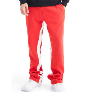 Fournisseur de pantalons de survêtement personnalisés en mélange de coton, offrant des joggers à revers côtelés, coupe décontractée et logos imprimés personnalisés pour les commandes en gros - Product Image 3