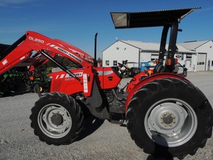 Tractor Massey Ferguson 2615 Usado de 49HP con Tracción en las Cuatro Ruedas en Venta, con Motor Potente y Rendimiento Confiable para Agricultura - Product Image 5
