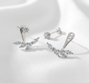 Boucles d'oreilles tendance en argent sterling 925 plaqué or pour femme, avec motif de feuille en grappe de diamants moissanite taille marquise, incurvées devant et derrière, pour soirée - Product Image 2