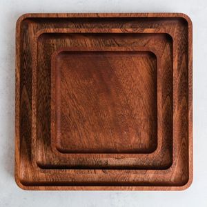 Bandeja ovalada de madera de acacia tallada a mano Loral con asas de latón para servir decoración del hogar y uso en la cocina - Product Image 2