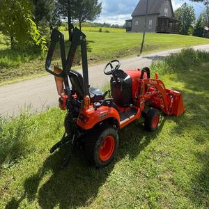 Kubota รถแทรกเตอร์ขนาดเล็ก2WD ขนาดกะทัดรัด BX1880สำหรับการทำฟาร์ม - Product Image 6