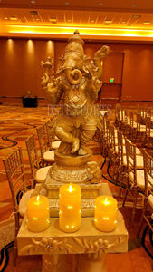 อุปกรณ์ตกแต่งทางเข้างานแต่งงานแบบดั้งเดิมของตกแต่งอุปกรณ์ประกอบฉากสำหรับงานแต่งงานกรอบนกยูงพร้อมพระพิฆเนศสำหรับงานแต่งงาน - Product Image 2