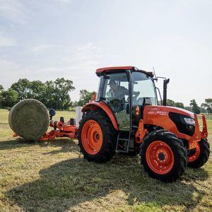 Tracteur agricole d'occasion Kubota M4-071HDC12, chargeuse sur roues, 4x4, avec godet frontal, pour travaux agricoles et de construction - Product Image 3