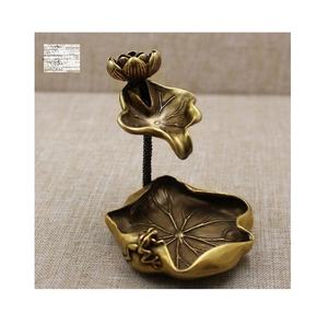 Bol à 2 sections en aluminium laiton antique courbé de forme ronde gaufrée Royal Classic Look Fruit Servant Fait à la main - Product Image 1