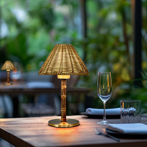 مصباح طاولة ليد محمول قابل لإعادة الشحن من الخيزران عالي الجودة 2700 كلفن، مصباح مكتبي لغرفة الطعام قابل للتعديل بسلاسة - Product Image 2