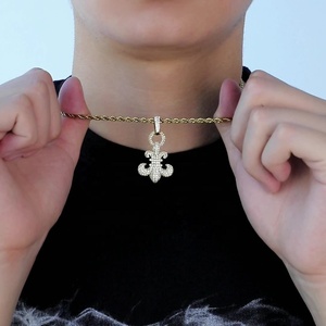 Collar con colgante <span class=keywords><strong>de</strong></span> circón brillante <span class=keywords><strong>de</strong></span> lujo, joyería exquisita <span class=keywords><strong>de</strong></span> Hip Hop para hombres y mujeres, Ideal para ocasiones especiales, regalos - Product Image 3