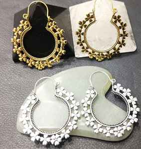 Wholesale Gold-Plated <b>Huggie</b> Earrings Trendy Fashion Jewelry Christian Boho Brass Earrings Daily Wear - Product Image 1