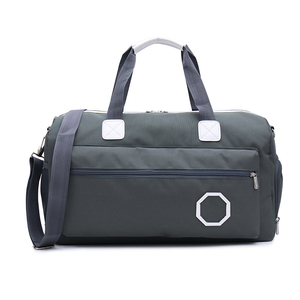 Compre con logotipo personalizado Bolsa de viaje de gran capacidad Bolsa de lona impermeable Bolso de hombre 2025 - Product Image 2