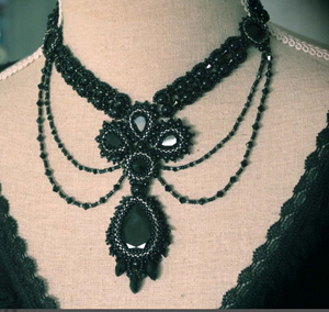 Écharpe-collier perlée tendance de haute qualité, style western unique, bandana perlé à franges - Product Image 2
