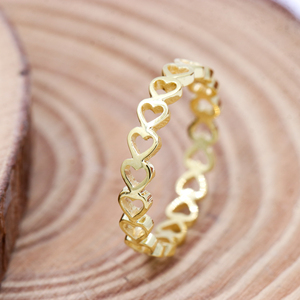 Comprar anillo de banda de joyería de uso diario hecho a mano en forma de corazón chapado en oro amarillo de Plata de Ley 925 para mujer al por mayor - Product Image 3