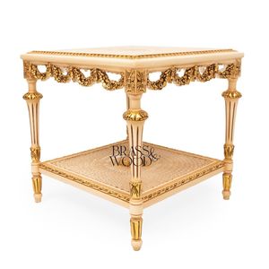 Table d'appoint carrée de luxe en crème avec peinture florale à la main et étagère en rotin à deux niveaux, accents dorés ornés pour un décor classique - Product Image 5