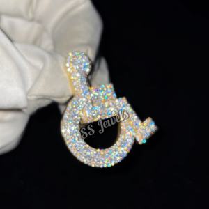 Pendentif Hip Hop en argent 925 personnalisé pour homme avec fauteuil roulant pour lui de la collection Colliers Moissanite - Product Image 2