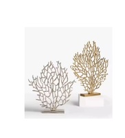 Sculpture abstraite en marbre doré avec base noire, lot de 2