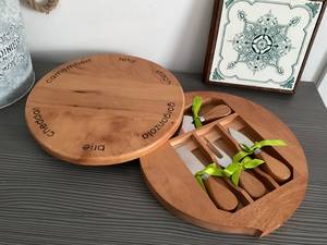 Ensemble de planches à fromage et de planches à découper en bois naturel de qualité supérieure |   Planches de service de cuisine durables et faciles à nettoyer à bas prix - Product Image 3
