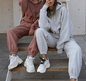 Ensemble de sweat-shirt à capuche et haut court personnalisé en usine, haut court décontracté à deux pièces pour femmes, sweat-shirts surdimensionnés - Product Image 2