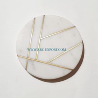 Vente en gros Sous-verres en agate bleue avec pierre dorée Sous-verres en agate bleue Vente en gros Sous-verres en agate bleue avec coussinets et tapis en pierre dorée