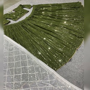 Lehenga Choli De Seda Con Secuencia De Georgette Trabajo Dupatta Para Ropa De Boda Nupcial, Lehenga Choli Elegante Para Mujeres Y Niñas - Product Image 3