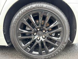 Lexus LS 460 d'occasion 2013 en excellent état, prêt à être expédié - Product Image 5