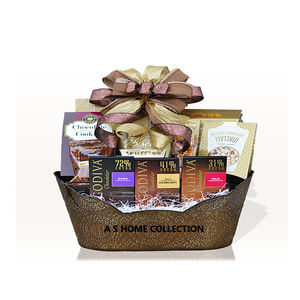 Luxurious Classic Farmhouse-Style Metal Gift <b>Hamper</b> <b>Basket</b> Durable Oval Shape With Wheels And Decorative Details - Product Image 5