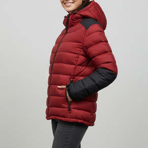 Veste d'hiver pour femme en duvet rouge uni, vente directe d'usine, tissu respirant de haute qualité, capuche amovible, coupe ample - Product Image 2