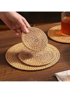 Posavasos de Alta Calidad y Tamaño Personalizado a Precio Económico con Tapete de Ratán Tejido a Mano, Posavasos de Ratán en Venta - Product Image 5