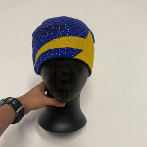 Bonnet d'hiver en tricot doux de couleur personnalisée avec motif Design Bonnets unisexe chauds de style de rue personnalisés - Product Image 4