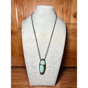 Collier en argent sterling et turquoise Pilot Mountain de Sheila Becenti pour les occasions spéciales - Product Image 3