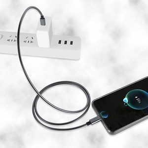 Cable Tipo C a Tipo C de 3.3 pies, Trenzado de Aluminio, Carga Rápida de 65W para Teléfonos Celulares y Dispositivos - Product Image 4