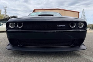 Dodge Challenger R/T SC AT Widebody 2023 Usado (LHD/RHD) - Product Image 2