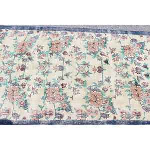 Alfombra Turca, Alfombra Vintage de 3.5x7 pies, Alfombra Marroquí de Lana Azul y Blanca - Product Image 5