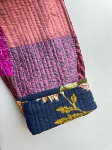 เสื้อโค้ทผ้าไหมซารีวินเทจทำมือ ผ้าฝ้ายระบายอากาศ บุใยฝ้าย ตัดต่อผ้าปะติดปะต่อ ปักลาย กระดุมสองแถว ลายสก็อต สำหรับผู้หญิง - Product Image 4