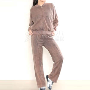 Survêtement de qualité supérieure délavé à l'acide pour femme Tissu doux et confortable avec couleur personnalisée - Product Image 2