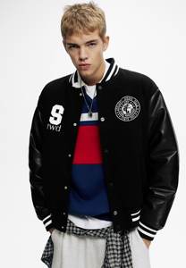 Veste de style universitaire tendance avec col rabattu, veste de baseball en chenille brodée pour homme, style streetwear - Product Image 3