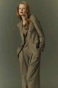 Chaqueta brillante de alta calidad, ropa de mujer, estilo elegante para mujer, servicios ODM hechos en Vietnam - Product Image 5